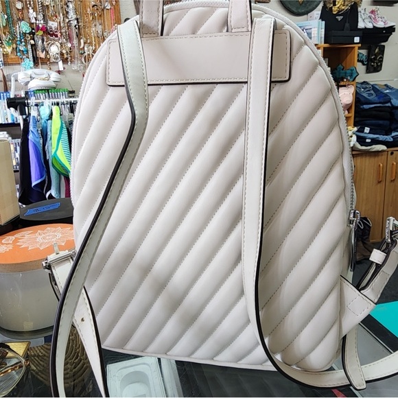 Michael kors backpack NWT - Picture 2 of 4